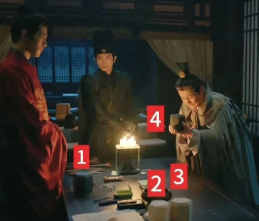 藏海做了三个假癸玺怎么分配呢？希望那个真的是给冬夏女王的，要不然香暗荼得多伤心