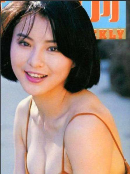 2007年，李赛凤趁丈夫出差，和体格壮硕的干儿子发生了亲密接触。正当两人关系