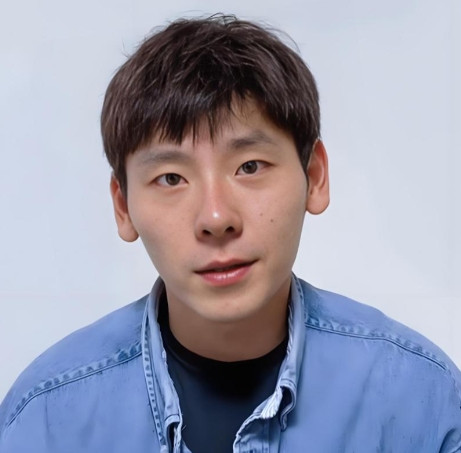 2022年拍《漫长的季节》，秦昊把蒋奇明推到导演面前:“这是个宝藏级男演员，你请
