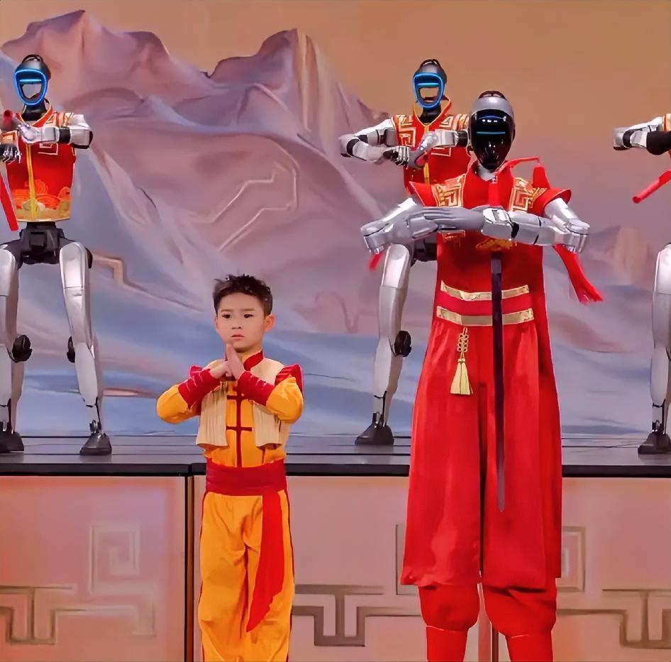 看完春晚，我问我老公，今年春晚最大的亮点是什么，没想到他脱口而出说道，这还用