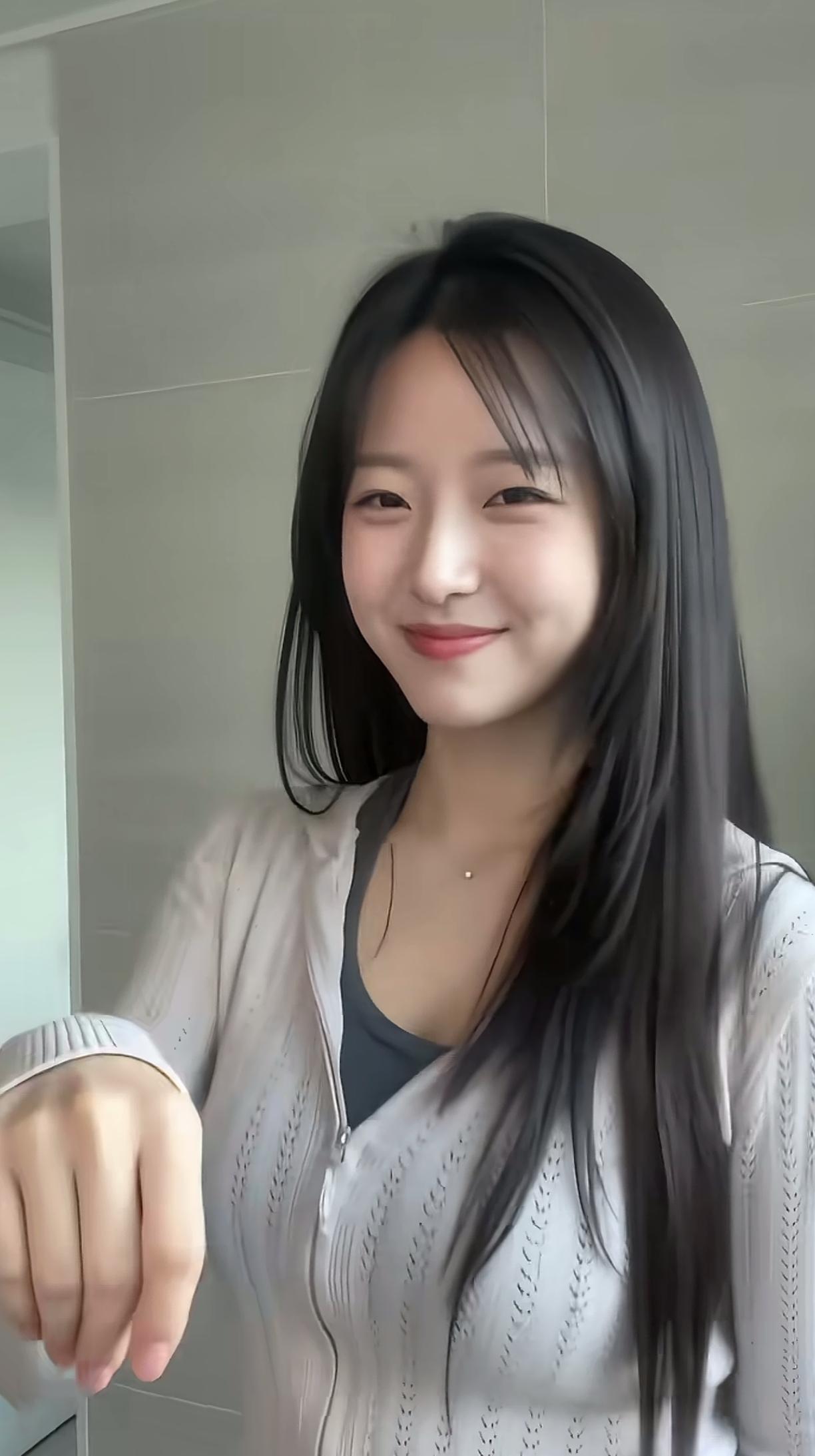 甜美女生！