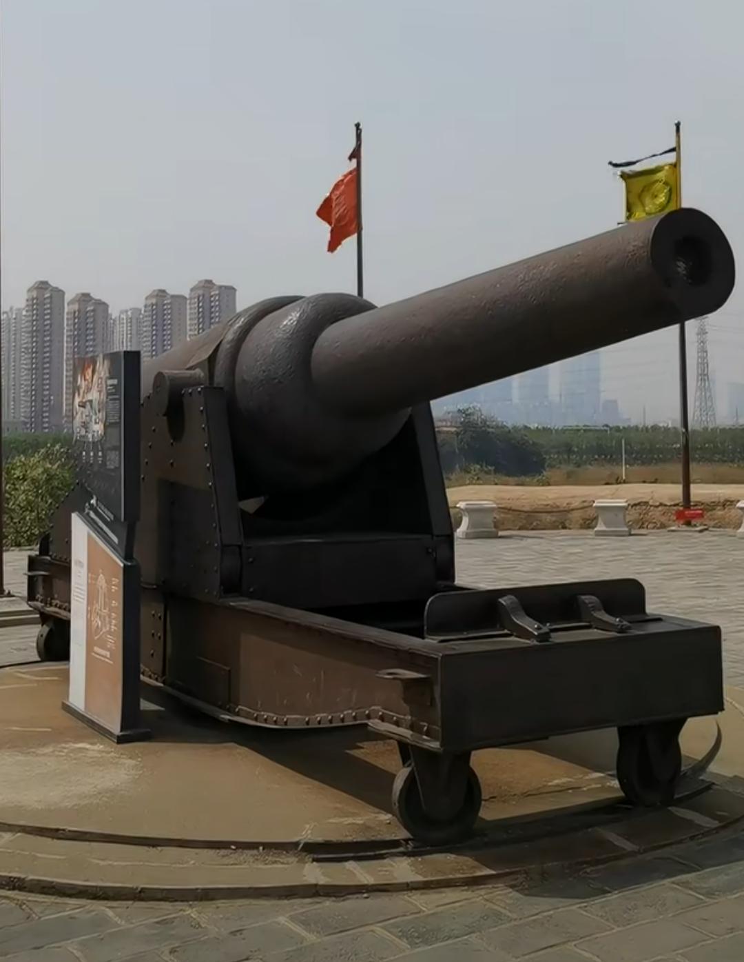 完美闭环！穷人在女人面前一文不值女人在富人面前一文不值富人在权力面前一文不