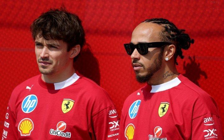 F1维伦纽夫：法拉利若想争冠需确立汉密尔顿为一号车手前F1世界冠军维伦...