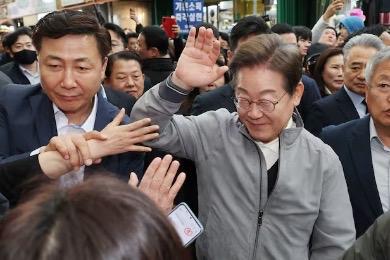 李在明“听民心之旅”持续进行，因遇袭预警限制与民接触共同民主党总统候选人李在