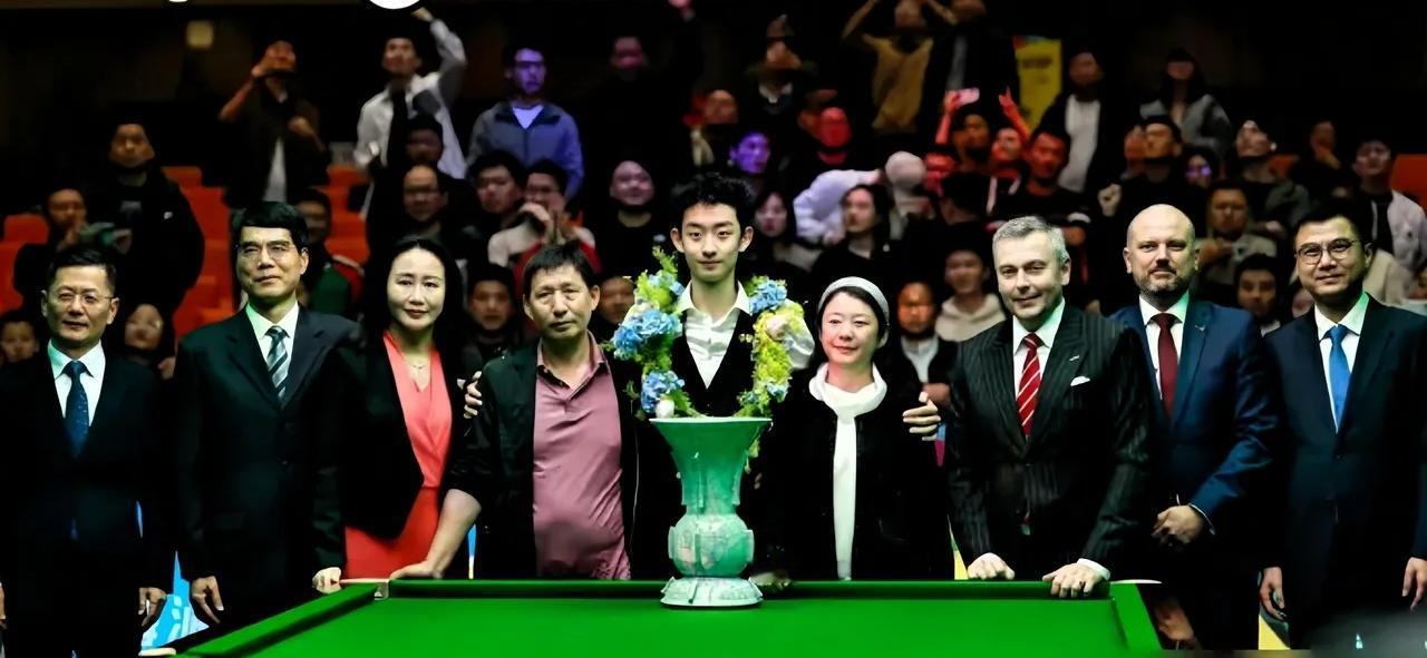 火箭奥沙利文放话了，未来三年的台联一哥，根本轮不到赵心童。而是一个才22岁的东方