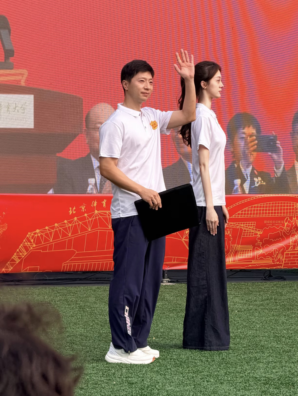 好标志的马龙同学​​​