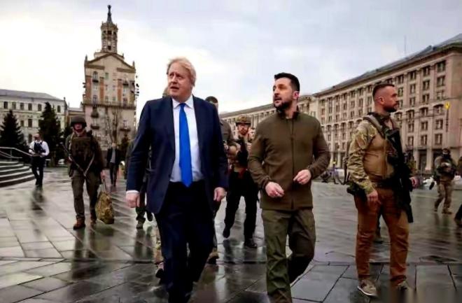 你以为俄罗斯人最恨的是美国？错了。大错特错。民调甩脸上，72.4%的俄罗斯人