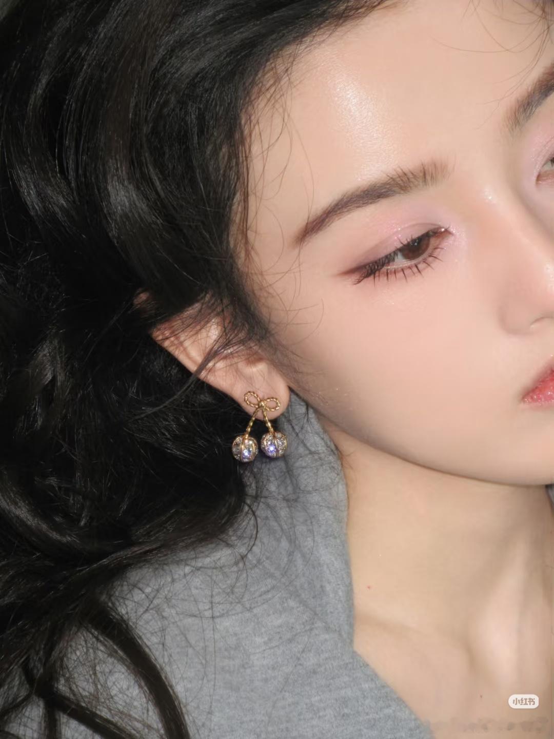 宋祖儿小小的脸上全是美貌​​​