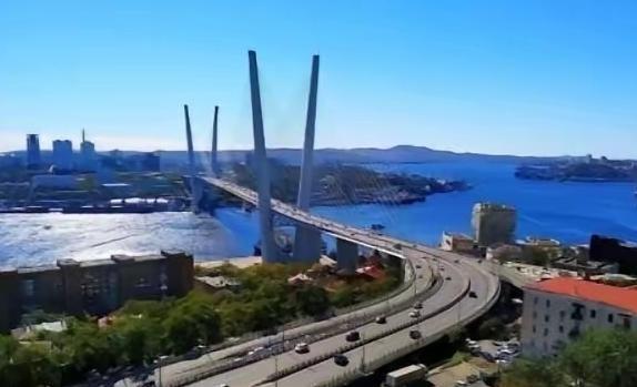 俄罗斯一位前高官最近说了句让很多人都吓了一跳的话：沙俄当年占的中国那些地，不如卖