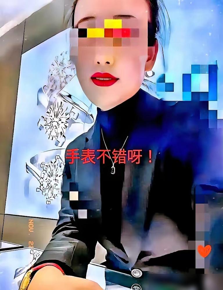 付婷婷​看视频里面你就知道​其实她在最后​你细心看就知道她伸​伸