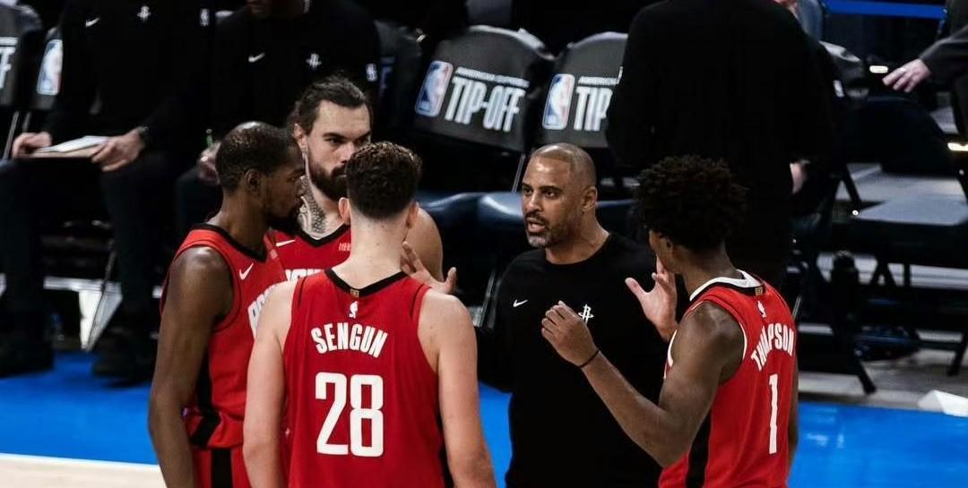 阿门汤普森和谢泼德都是不合格组织后卫，休斯顿火箭需要进行交易。休斯顿火箭开赛两