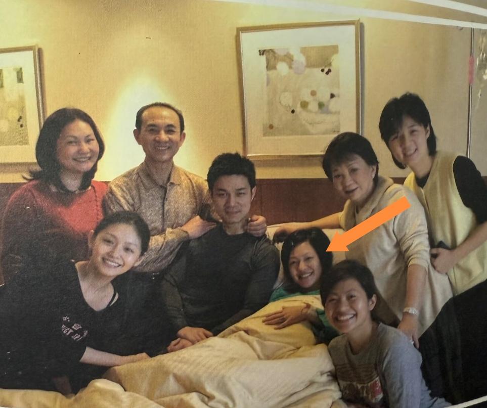 不得不说，相比大S，小S一路走来确实更被宠爱、也更显幸福。当年她在医院生产时，一