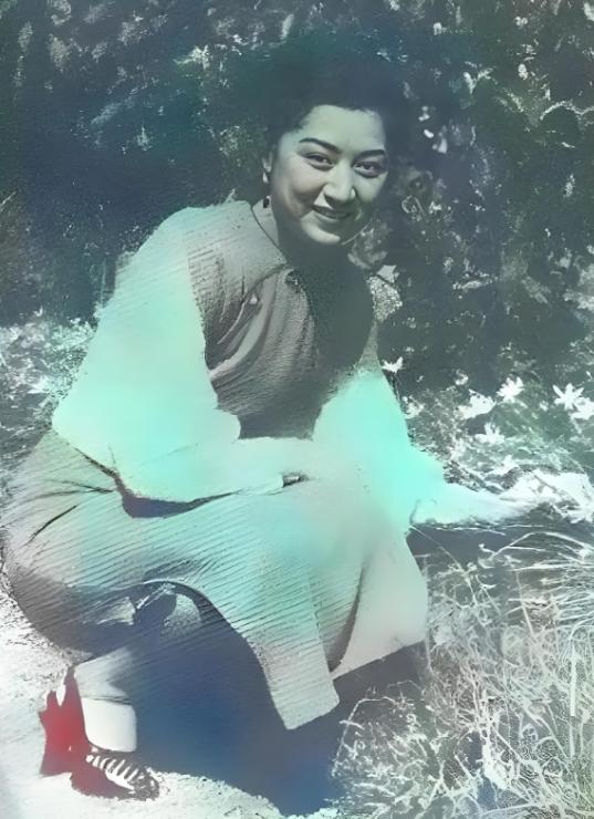 蒋经国追了她多年，始终没能打动对方，后来，她嫁给了别人，恼羞成怒的蒋经国将她丈夫