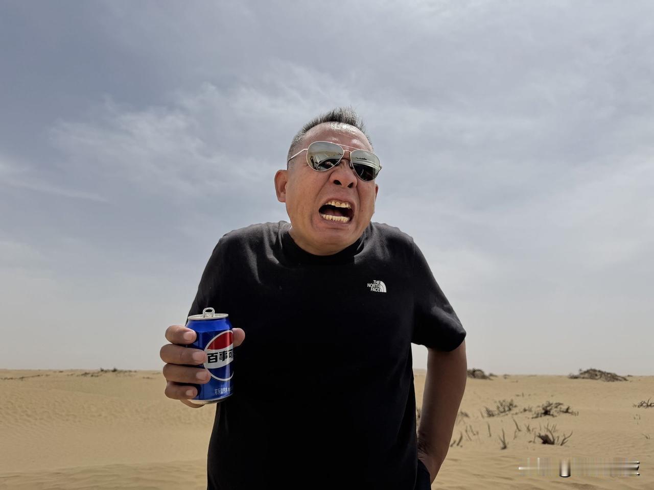 于东来晒越野途中照片，网友喊话百事可乐打钱。于总如今是彻底放飞自我了，全国各