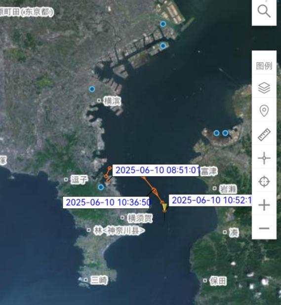 东京湾以南发生激烈对峙！美航母指挥官惊出冷汗，815A舰不顾阻挠，强行加入华盛顿