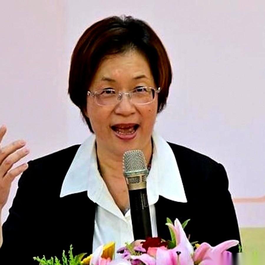 彰化这场原本看似没有悬念的选战，在短短两天内突然变了调。此前几个月始终冷眼旁观