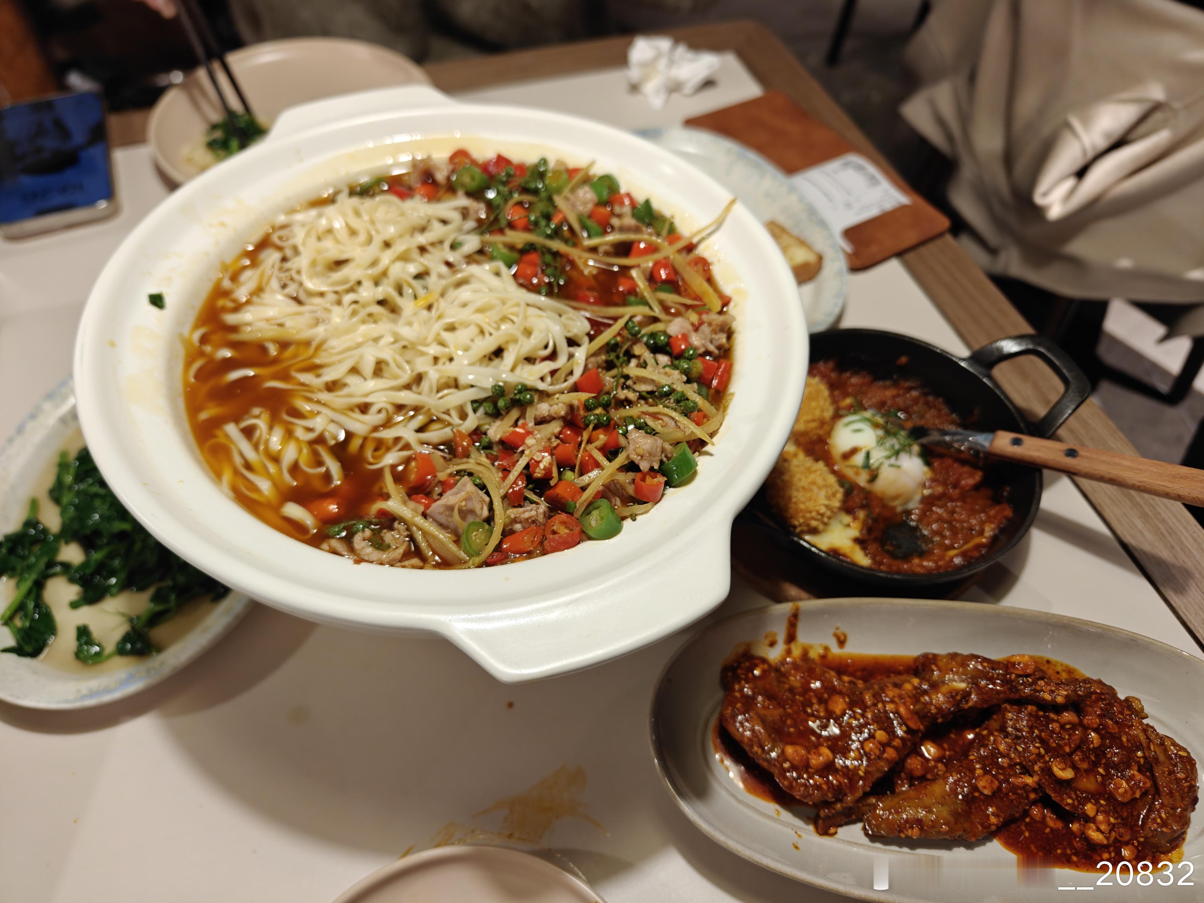 还是回成都舒服啊，啃点兔儿脑壳，吃点豌豆尖。