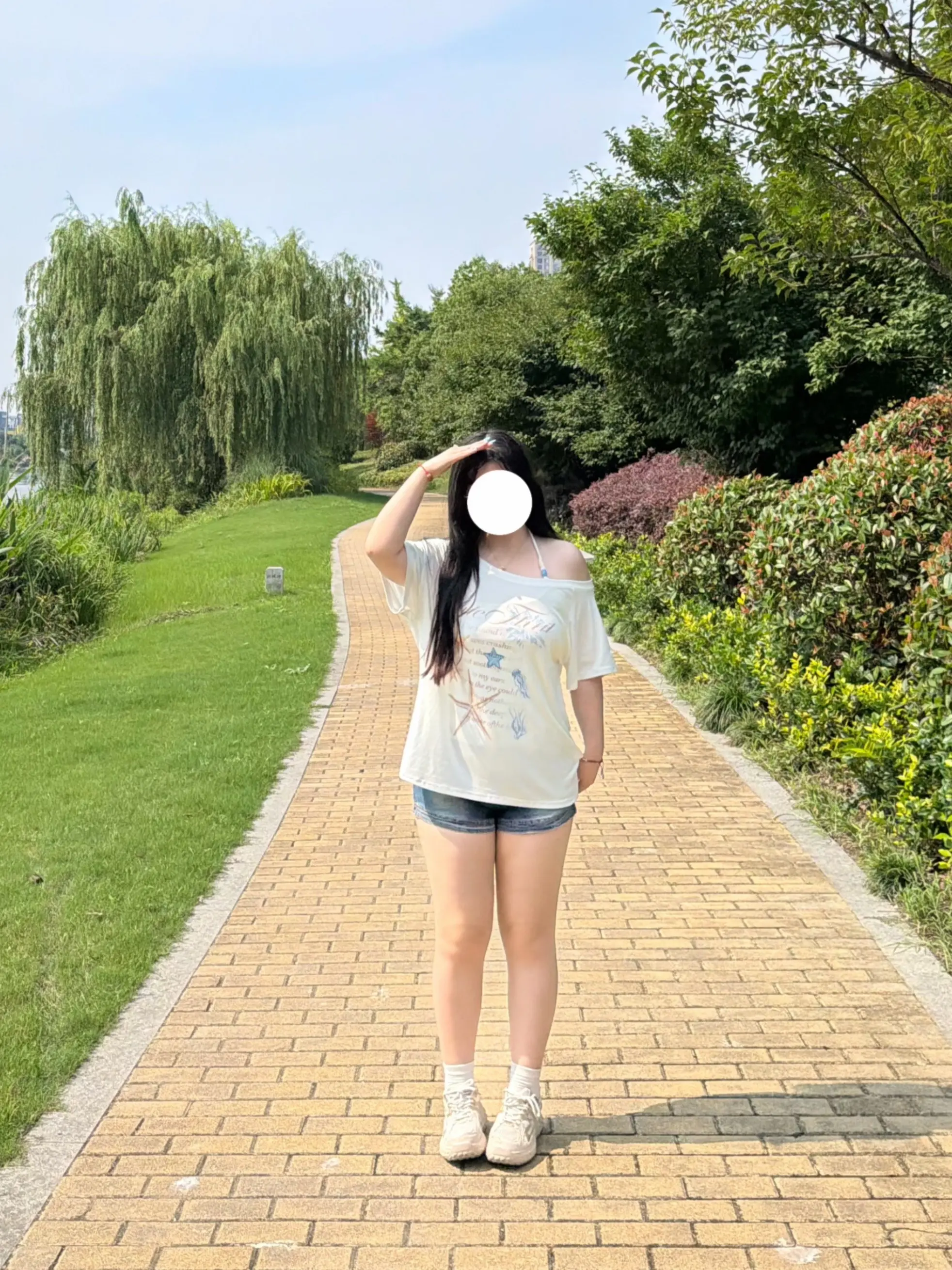140斤怎么了？微胖女孩都给我大胆穿好吗。