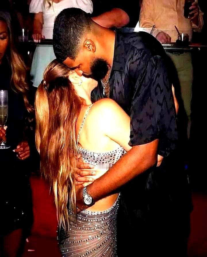 50岁，离婚宣称没拿一分钱，转头给15岁女儿每月2500美金零花钱。女儿在