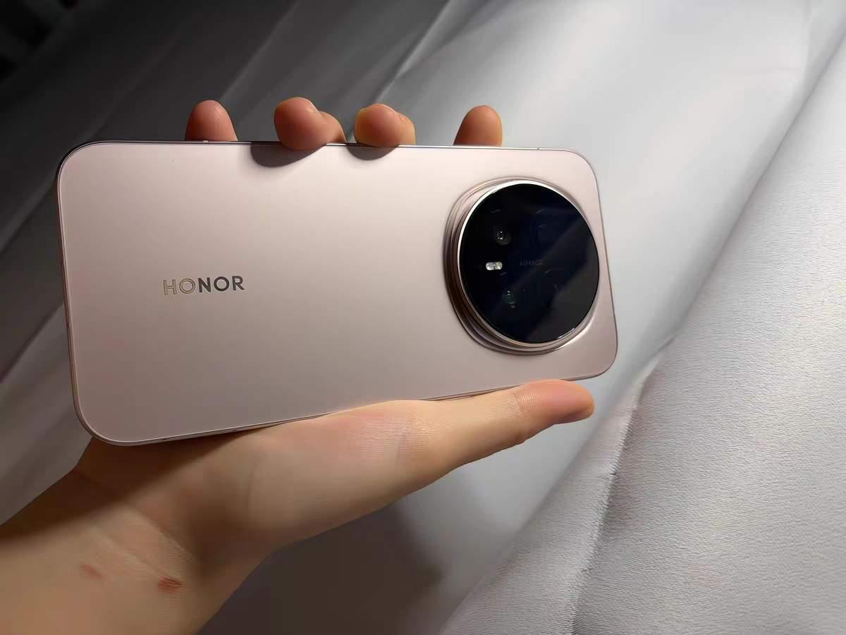 用了多个手机才知道，换手机首选还是华为和荣耀。我这个把荣耀20硬生生用了6年