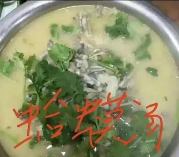 你说这算什么事儿，山东临沂那饭馆老板还真是冤枉，发个自家餐馆的视频，居然被市监局