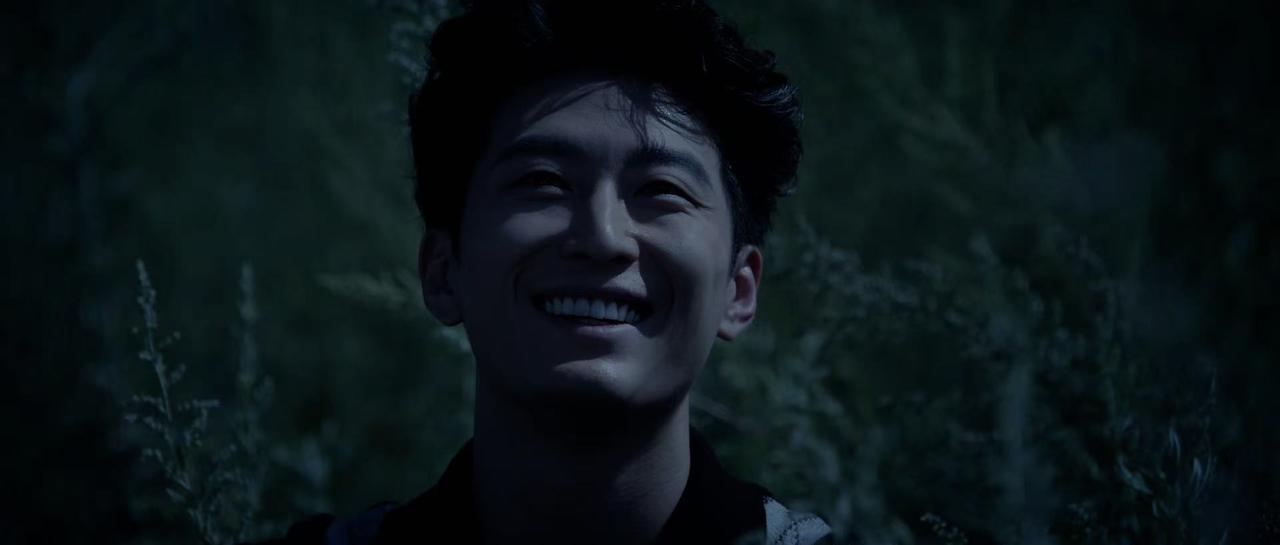 刘红兵终于牵到易青娥的手了！真的为他高兴，而他爱易青娥也是真的！他说自己