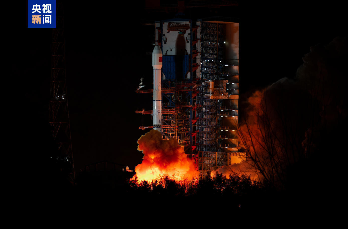 【我国今年第82次发射】北京时间今晚23时08分，我国在西昌卫星发射中心使用长征