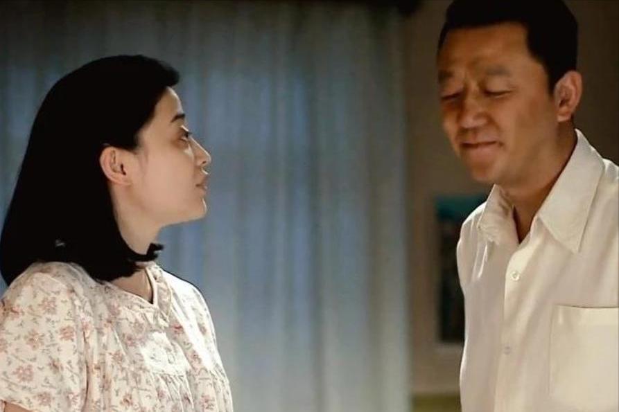 安杰认为自己躲过去了，但是江德福从她进门的时候就都知道了。青岛玩了19天，