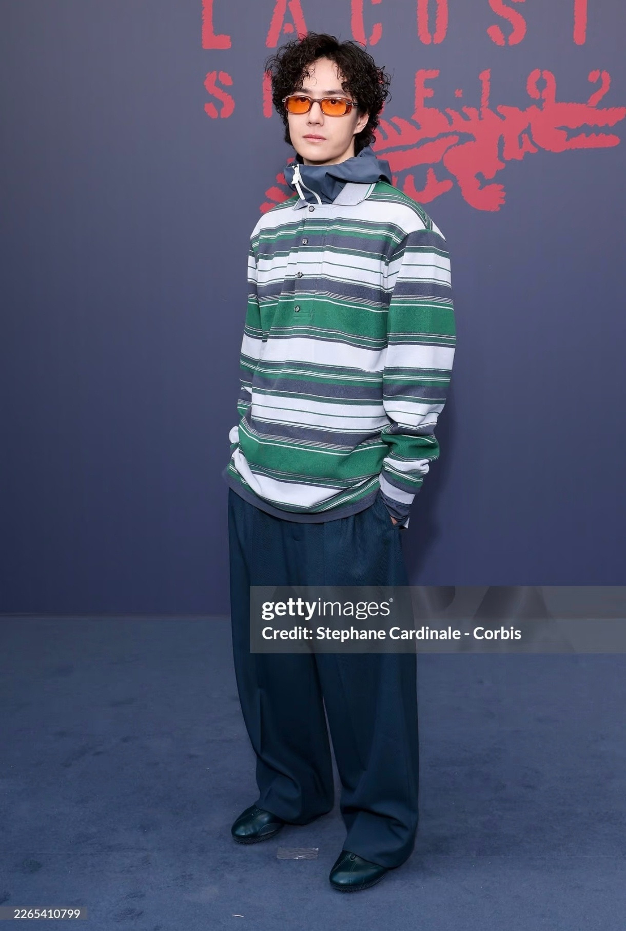 G社生图！！！！！王一博看完你的看你的