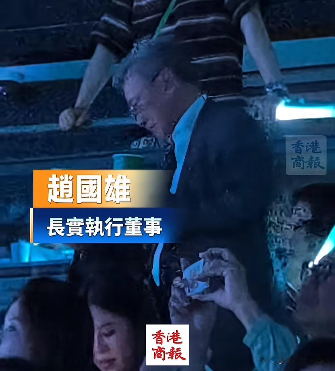 多位政商界名流为英皇“背书”，这让抵制张敬轩的一些网友感到力不从心。原本想着张