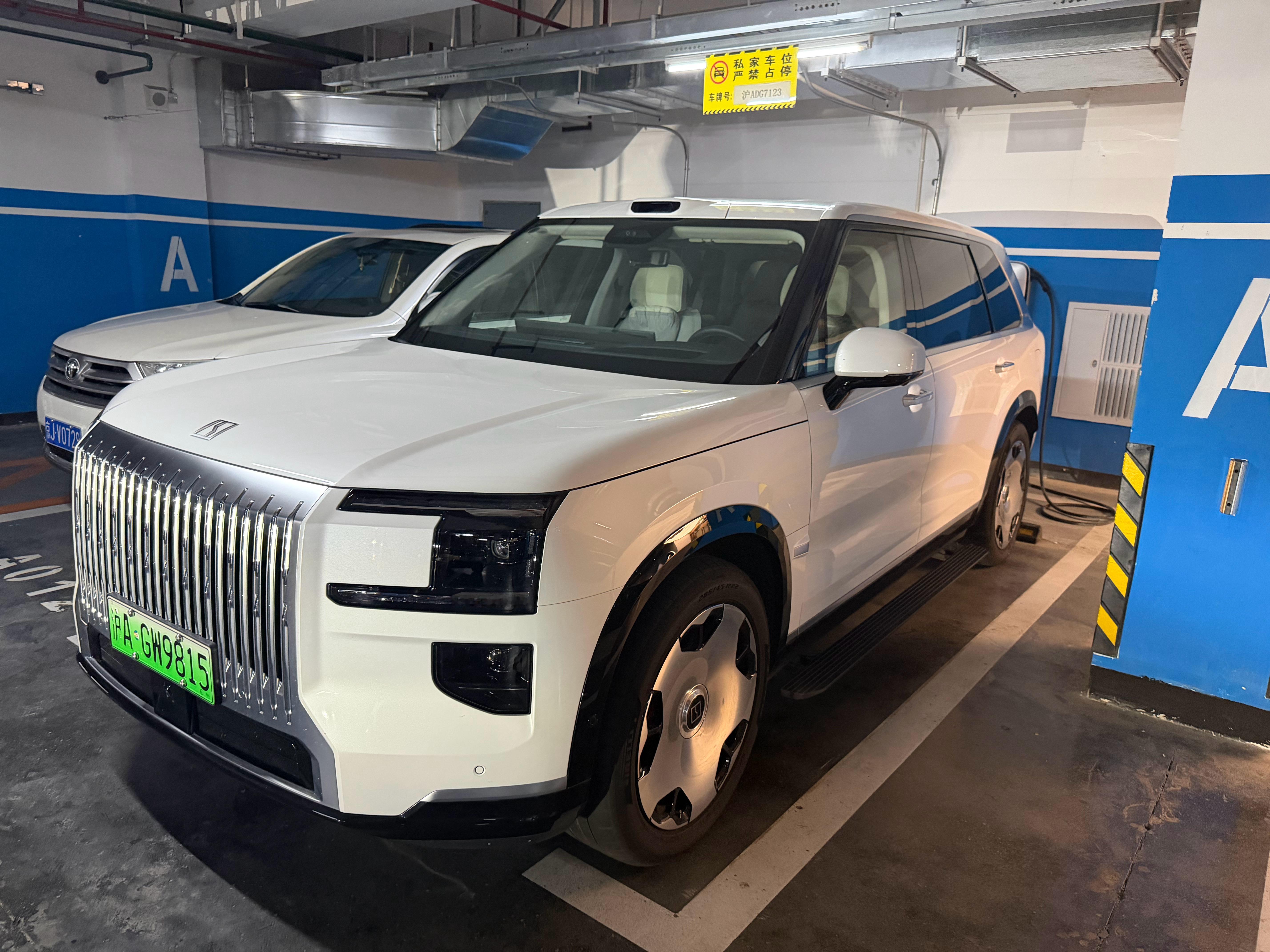 极氪9X智驾又更新了，这车还是威武霸气能拼9X的只有M9非凡大师和ES9了