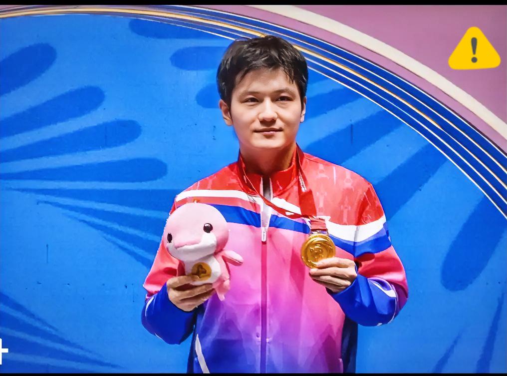 樊振东全运会夺冠教练组沉默了马龙也只能无奈叹气，他早就知道了能扛大旗的是小胖