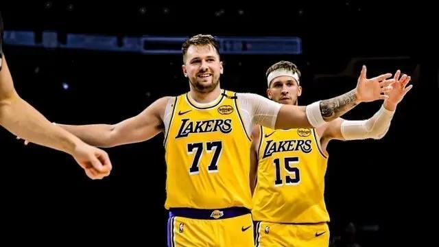 重磅消息，湖人为东契奇预留强援！今日，ESPN发表了一篇关于湖人里弗斯的报道。