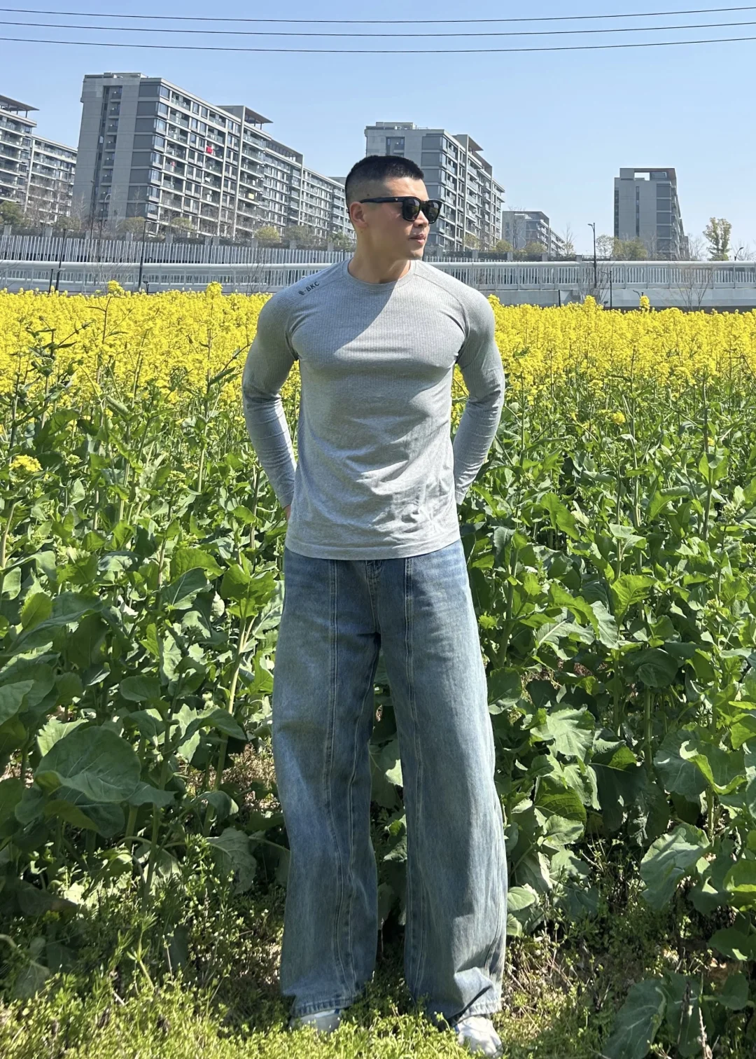 薄肌和油菜花🌼