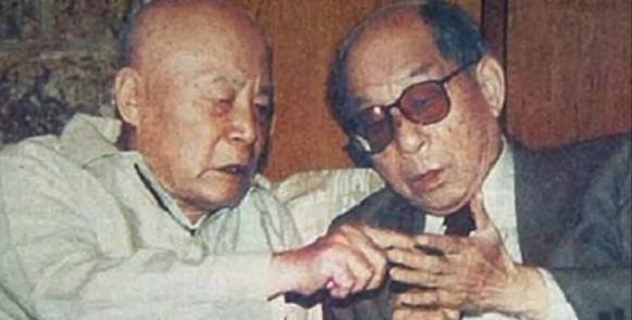 1991年，张学良恢复自由后前往美国生活，邓公邀请他回到大陆看看，张学良却说：回