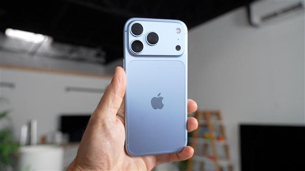 华强北iPhone 18 Pro Max 5小时跌了200元: 商家都没想到