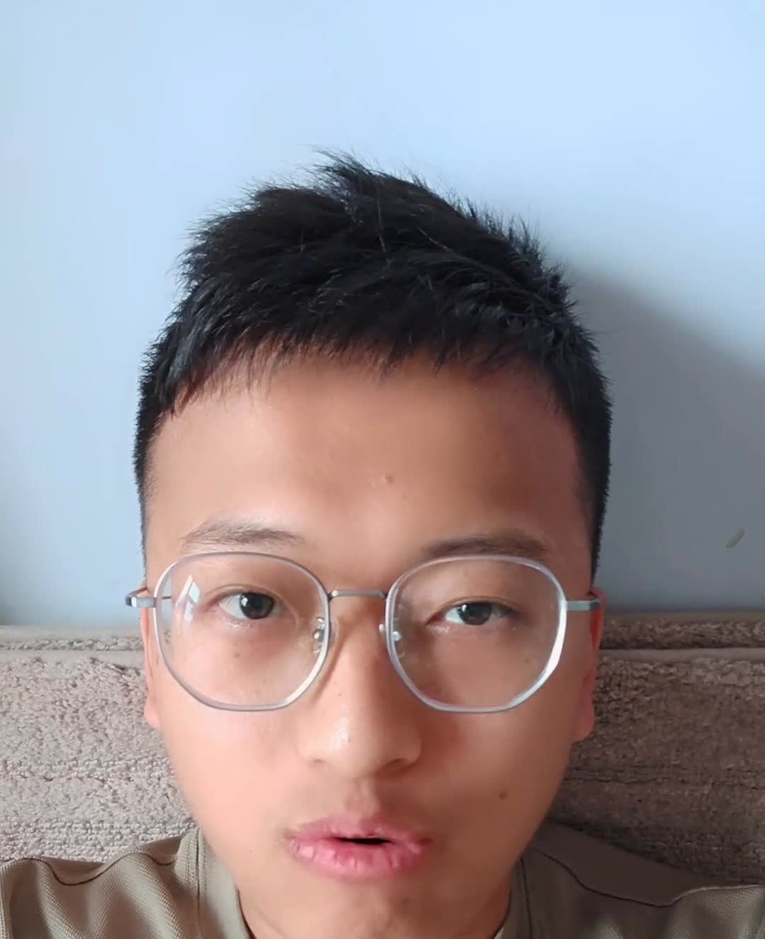 尊界s800的车主分析。尊界s800的车主的年龄跨度非常大，有70后，也有8