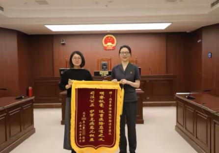 看哭全网！北京2岁男童确诊绝症罕见病，重疾险理赔被拒！保险公司咬死“没做肌