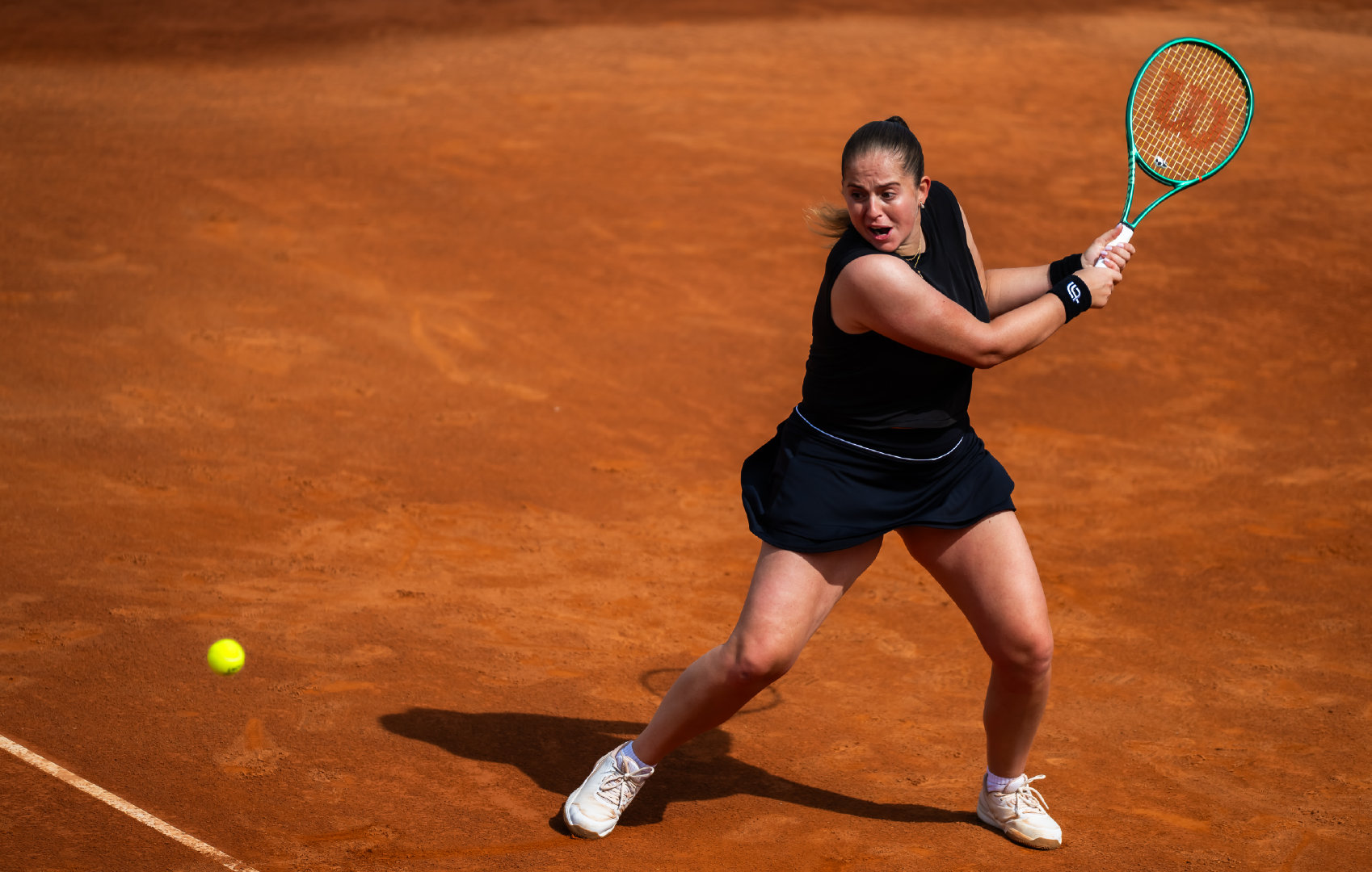 奥斯塔彭科势头强劲💥WTA1000罗马站第四轮，奥斯塔彭科以6-16-2横扫