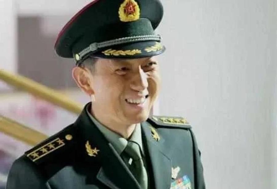 以前13级以上算高干，这个级别用行政术语称为：地、师、厅级。也就是说至少是地委副
