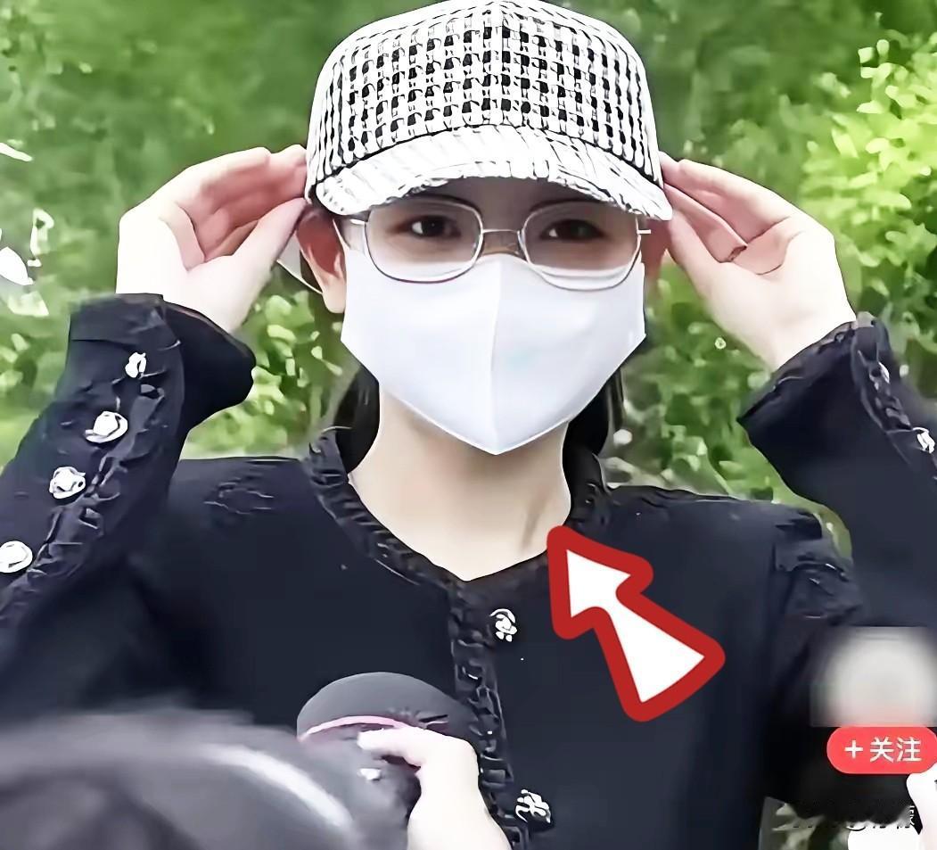 一个叫“兰兰”的神秘人，你听过吗？她年轻，财富，排场大，是圈内“绝对势力榜”