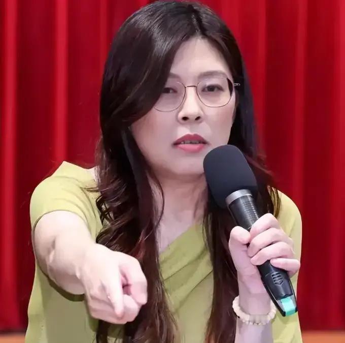 统一新突破口：金门“必须接入大陆”，绿营逼宫难挡民心所向一水之隔，却曾是民生