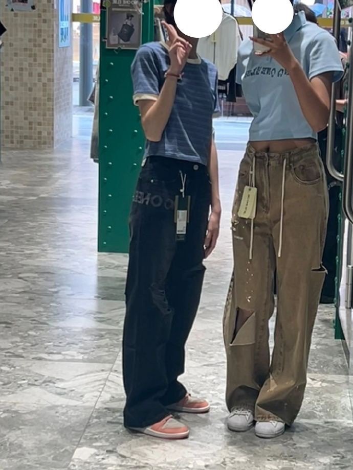 07女生这样穿成熟吗？？？！！！