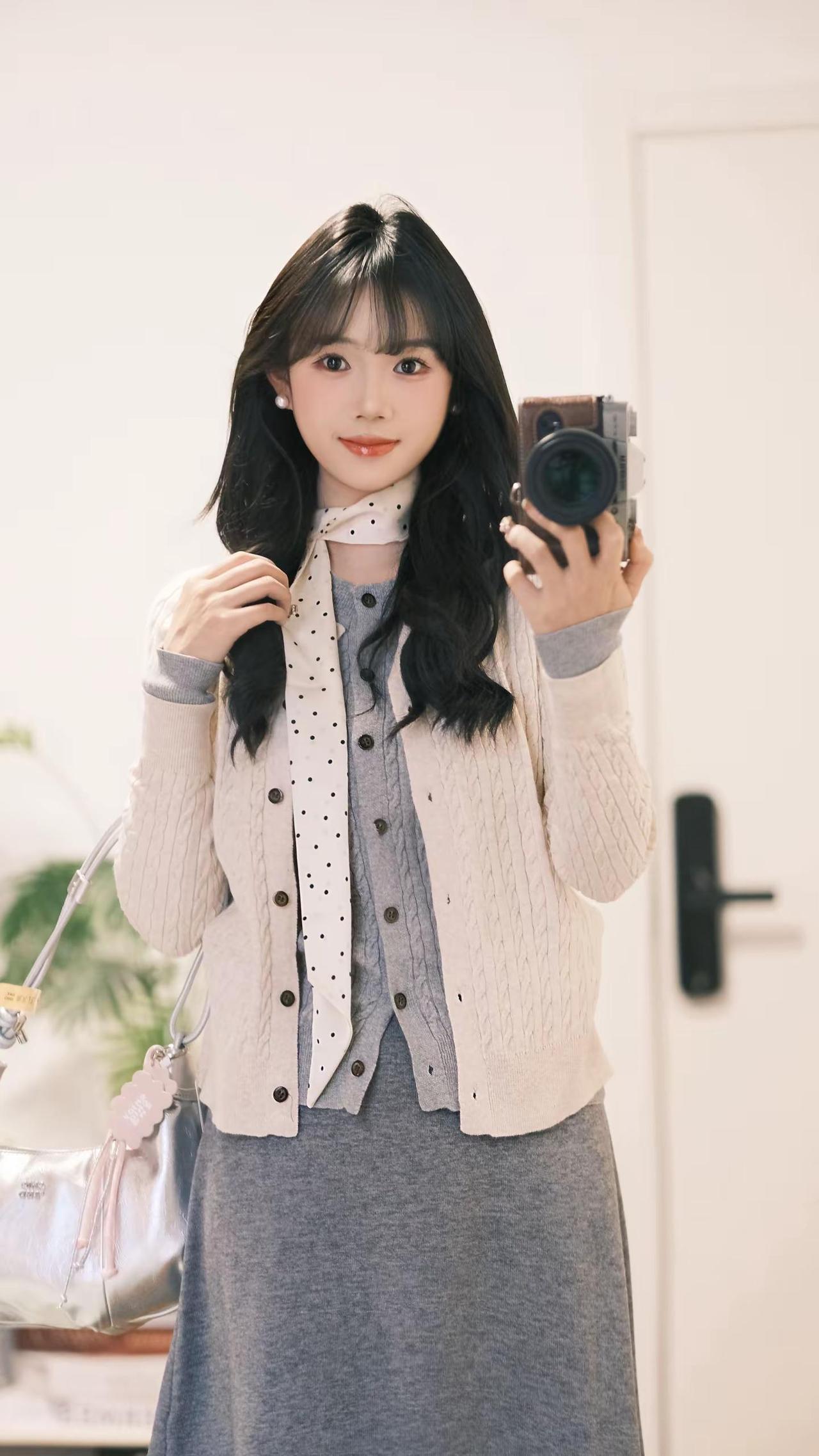 打扮的理由不是见人而是今天心情很好富士xt30ii镜头：适马56温柔穿搭韩系