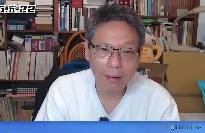 谢寒冰提醒，其实高嘉瑜一点也不傻，她看到了中国大陆的科技实力，或许早就意识到了危