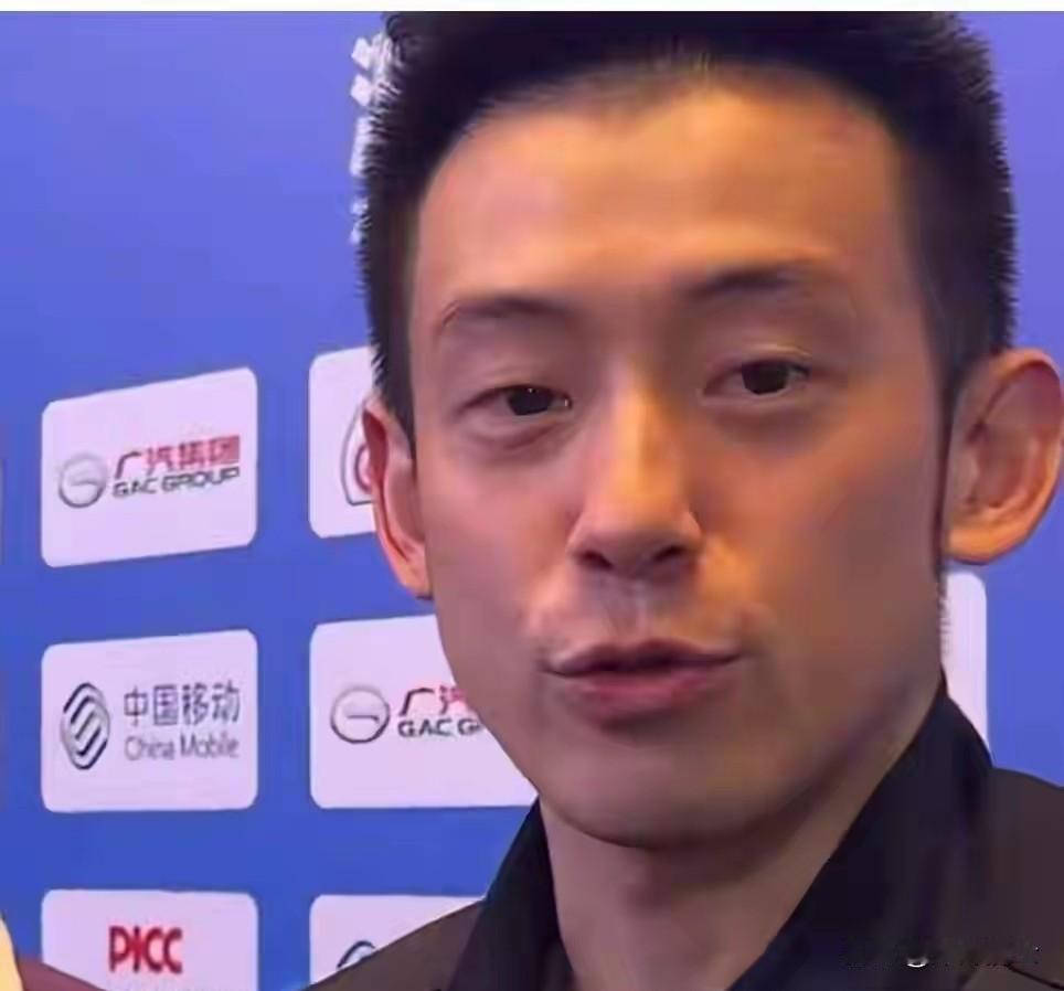 黄镇廷采访太有意思了！他说:我擦出了火花，被大头按灭了！今天能2:1领先，