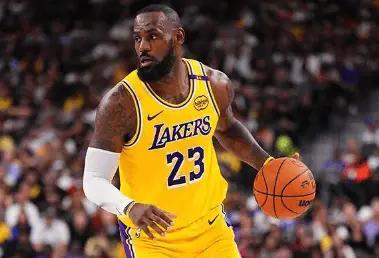 状态如何？詹姆斯复出已经出战3场，湖人取得全胜，詹姆斯场均17.7分5篮板8.7