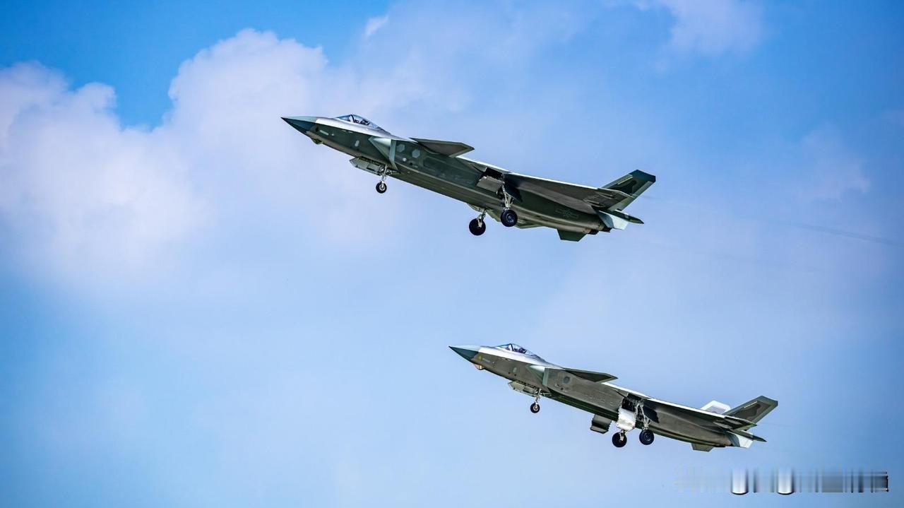 为啥手握重器却不轻易出手？看懂大国棋局，才知隐忍不是懦弱！很多人疑惑：如今