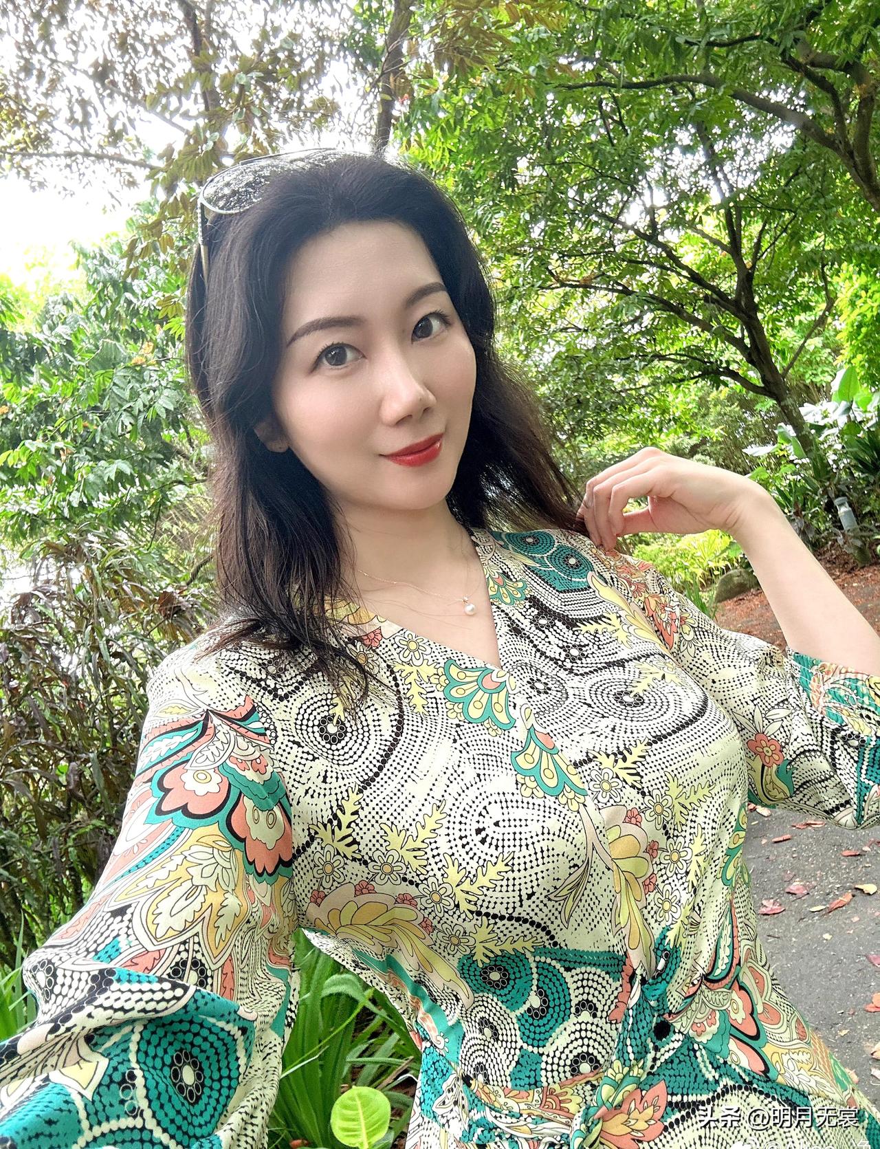 花间笑语，岁月静好。