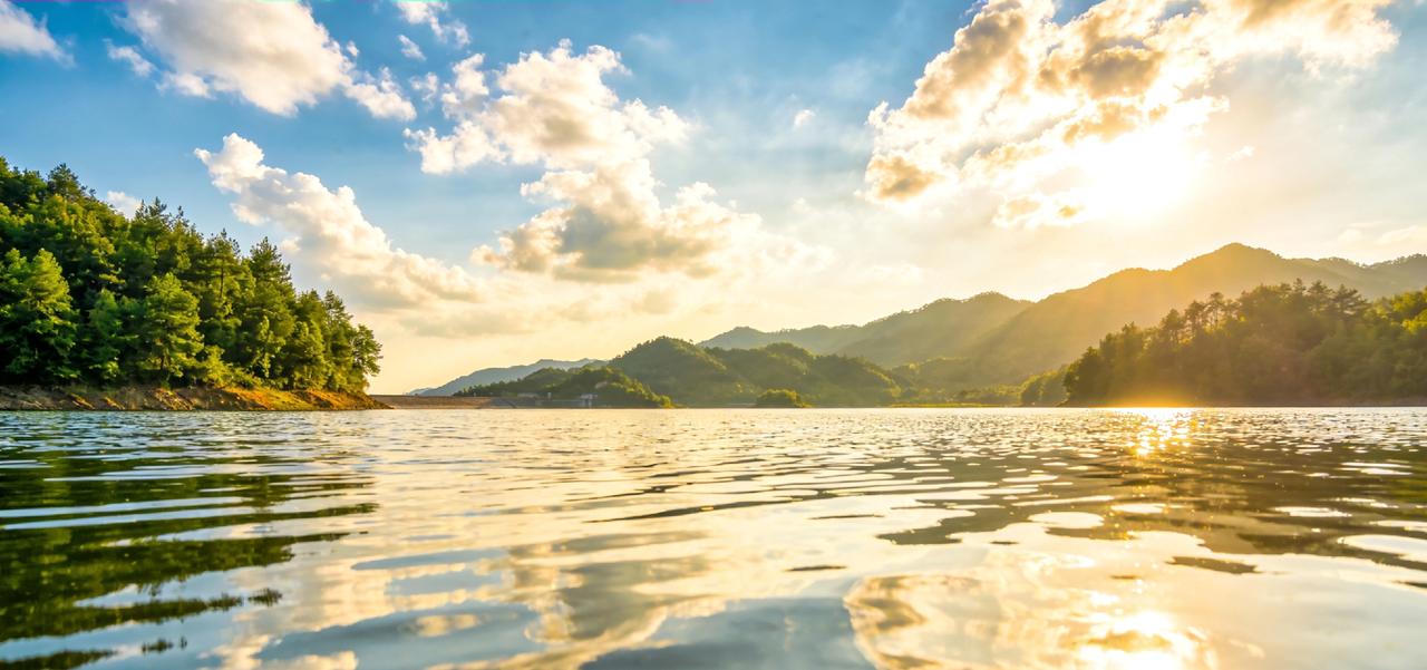 吉林省投入大量财力，物力建造擦尔森水库。这事儿在洮南当地炸了